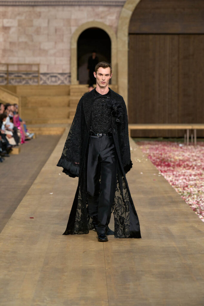 Look 1