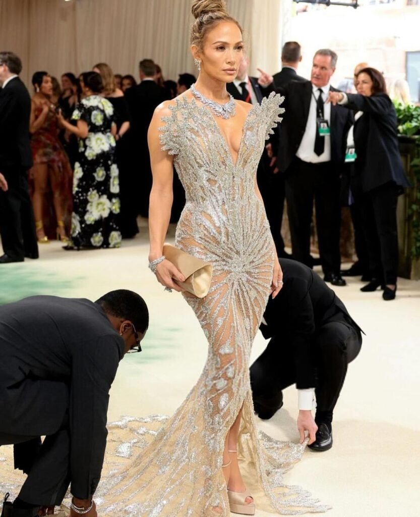 Jennifer Lopez en la Met Gala 2024