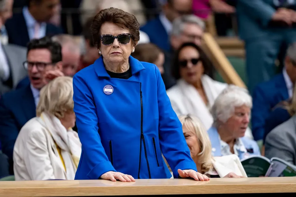 Billie Jean King en la final individual femenil de Wimbledon.