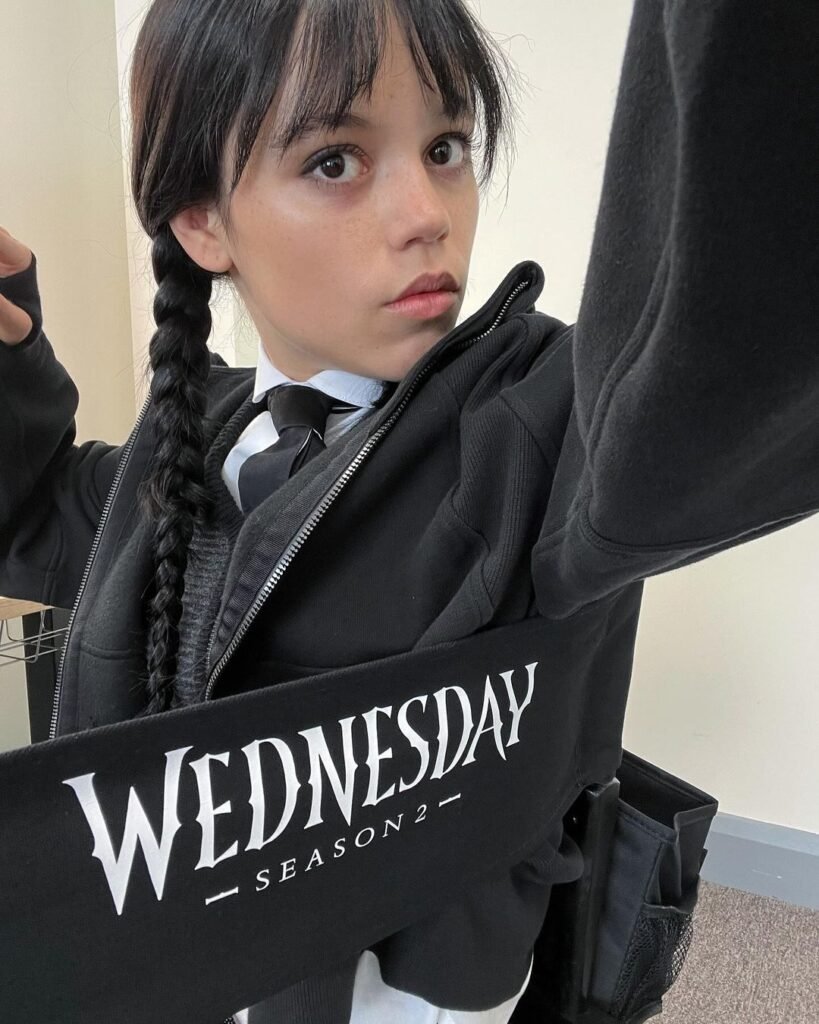 Jenna Ortega como Wednesday Addams