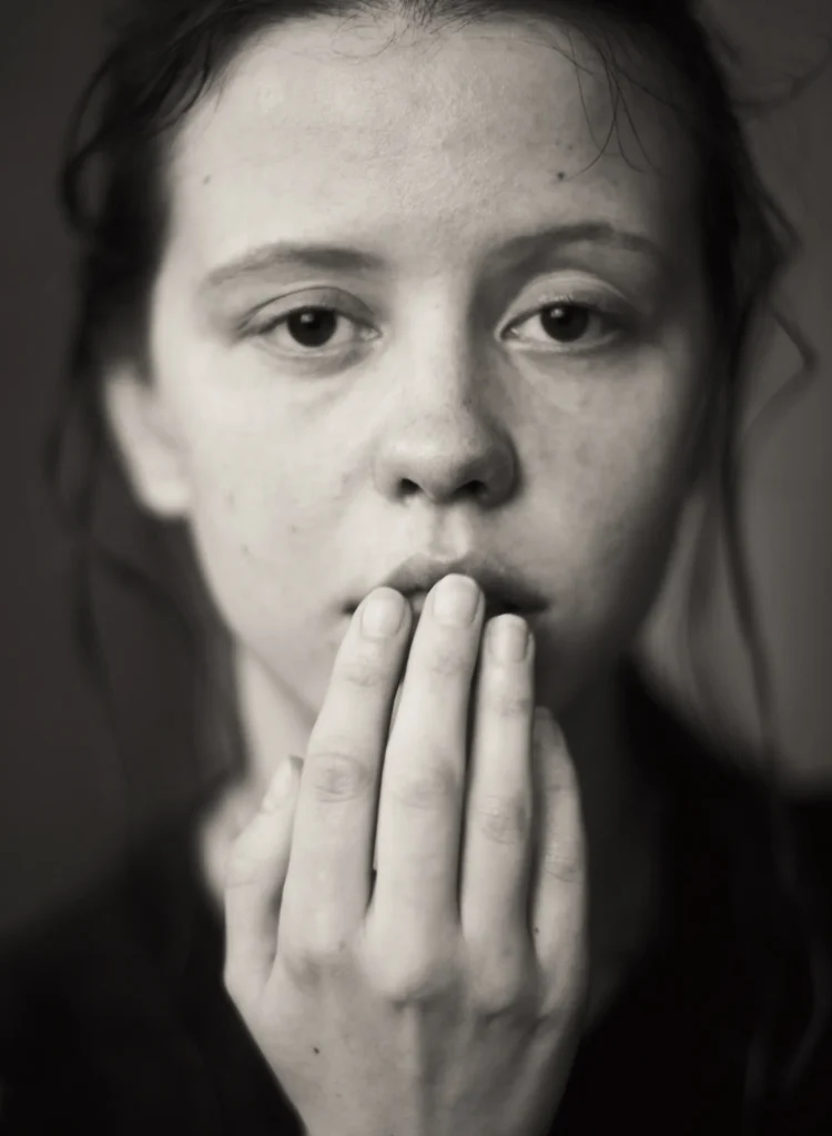 Mia Goth por Paolo Roversi para el Calendario Pirelli 2020.