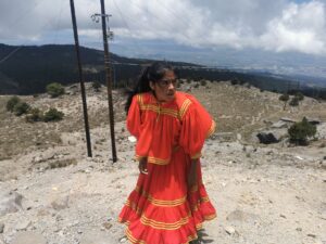 Lorena Ramírez, corredora rarámuri completa Ultramaratón en Hong Kong