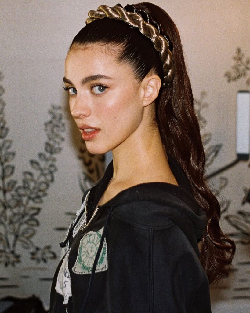 Margaret Qualley trenzas cabello