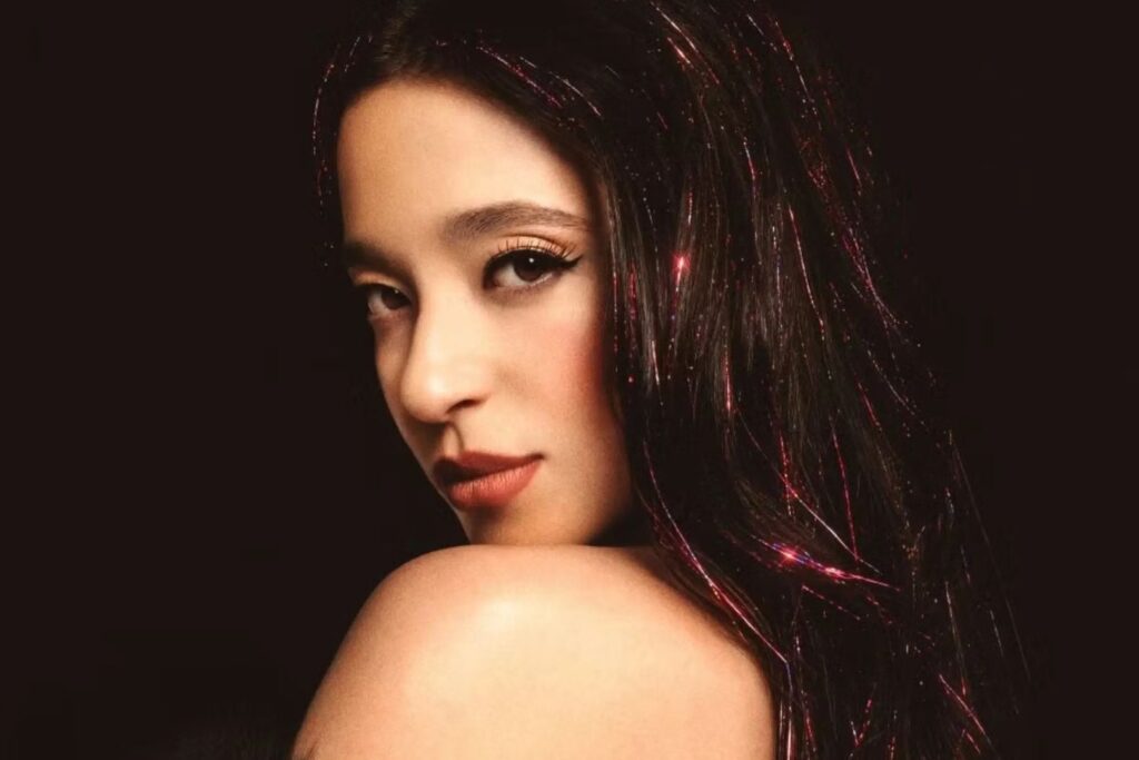 Poster de Anora película ganadora del Oscar