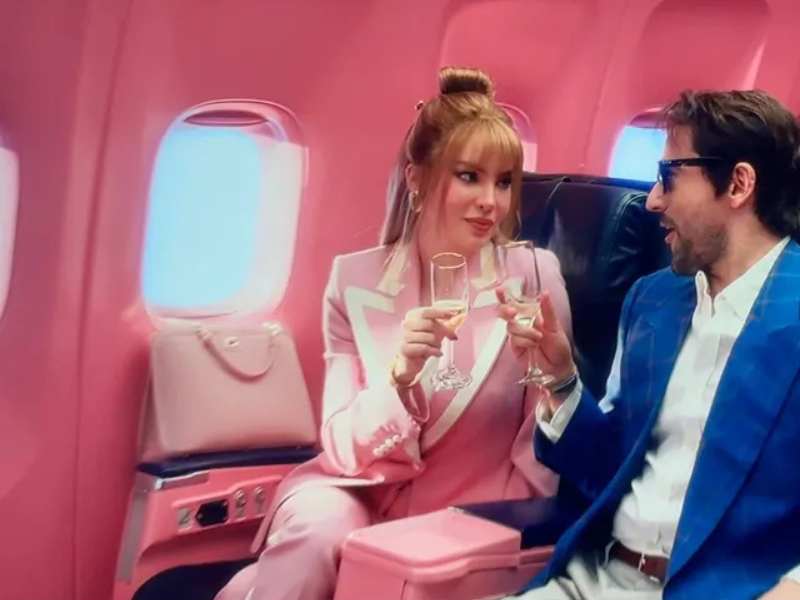 Look rosa de Belinda en Mentiras