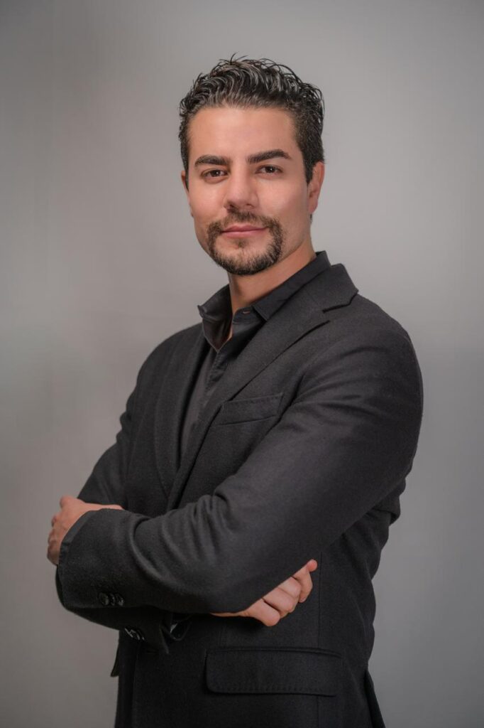 Dr. Marco Gutiérrez