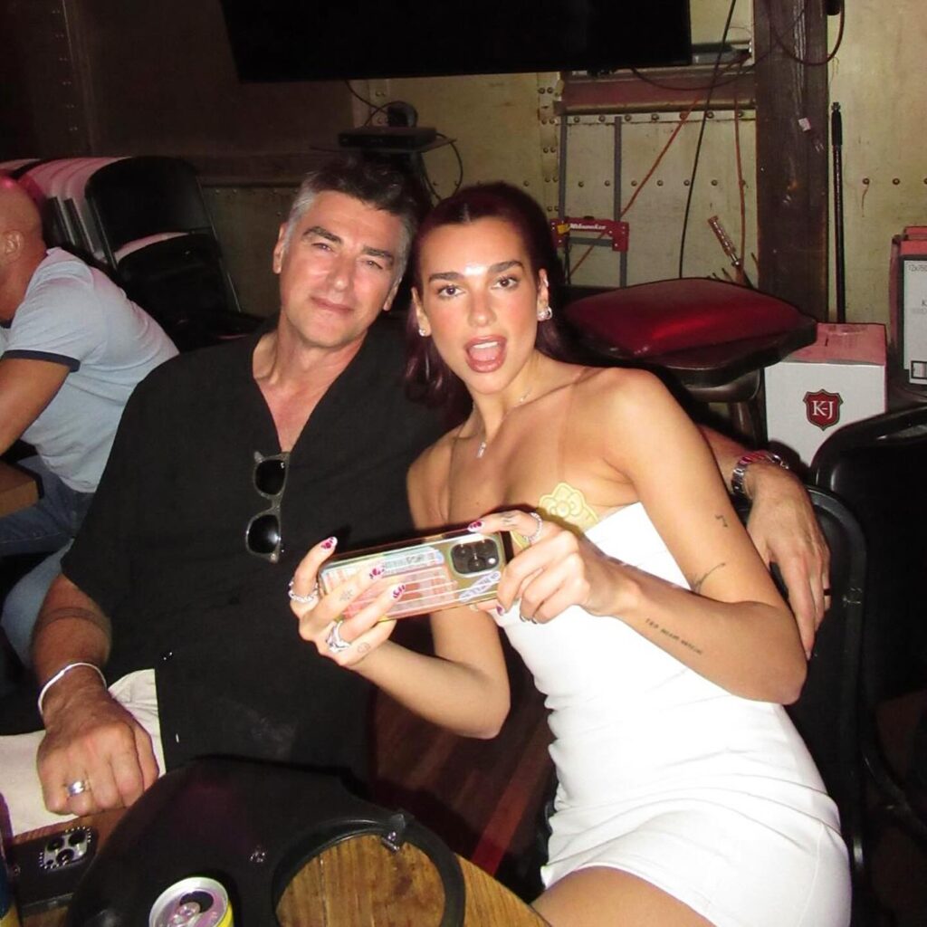 Dua Lipa y su papá Dukagjin