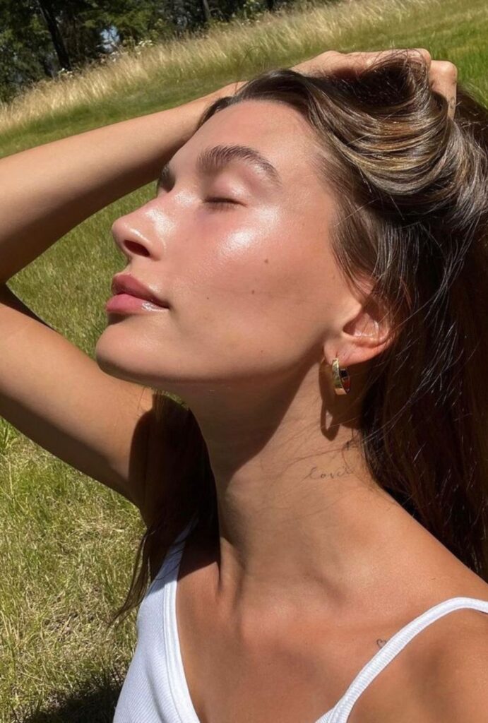 Hailey Bieber