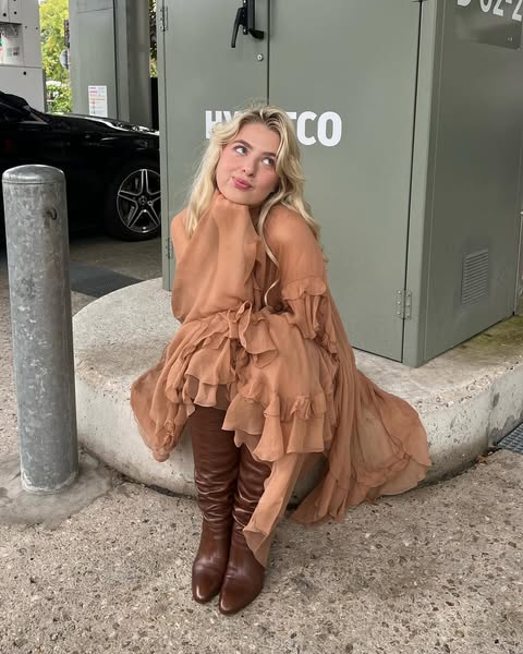 Anaïs Gallagher