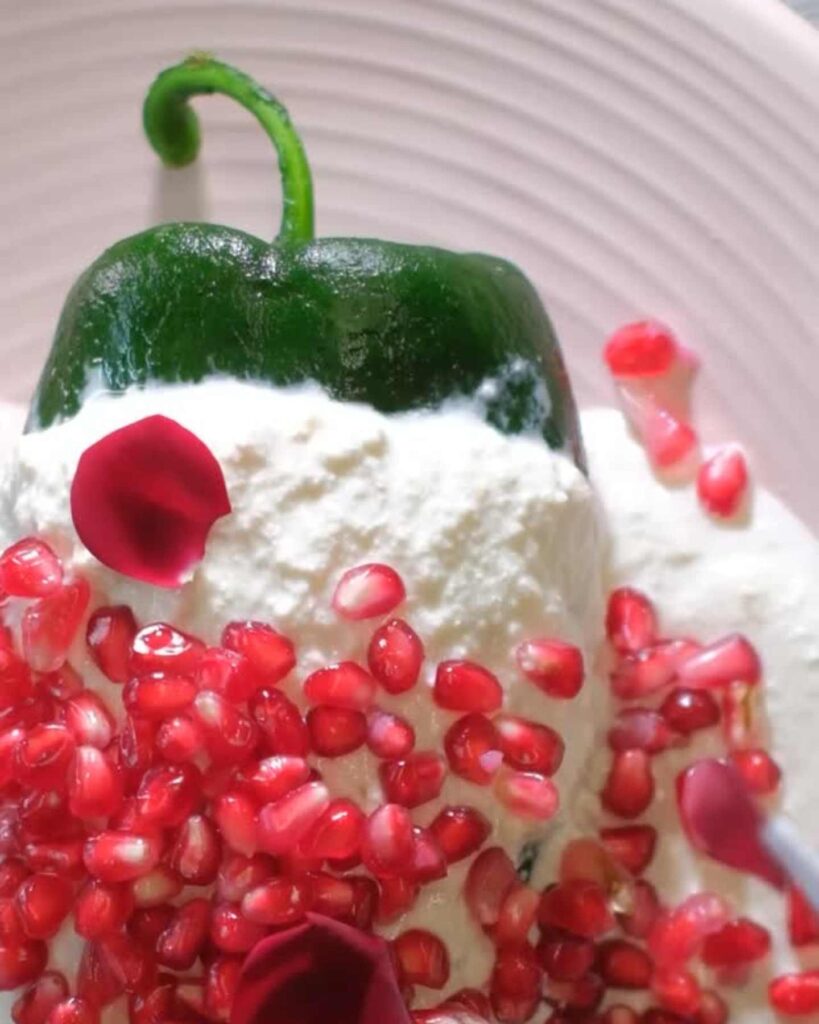 Chiles en nogada