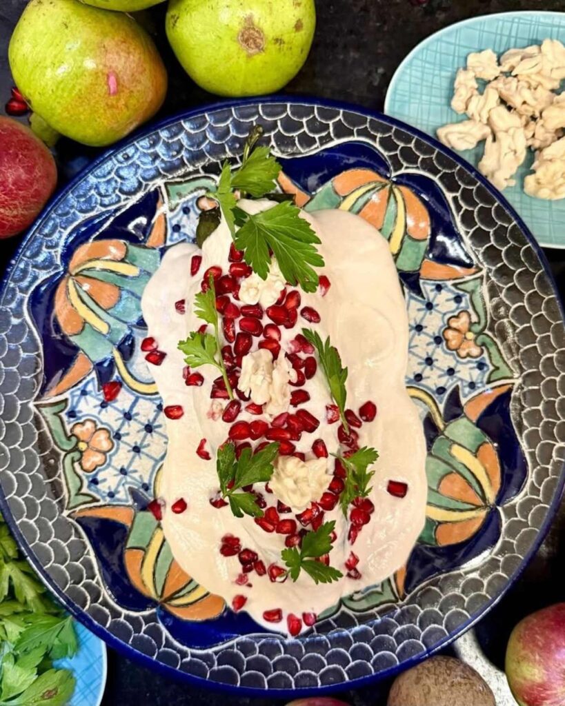 Chiles en nogada
