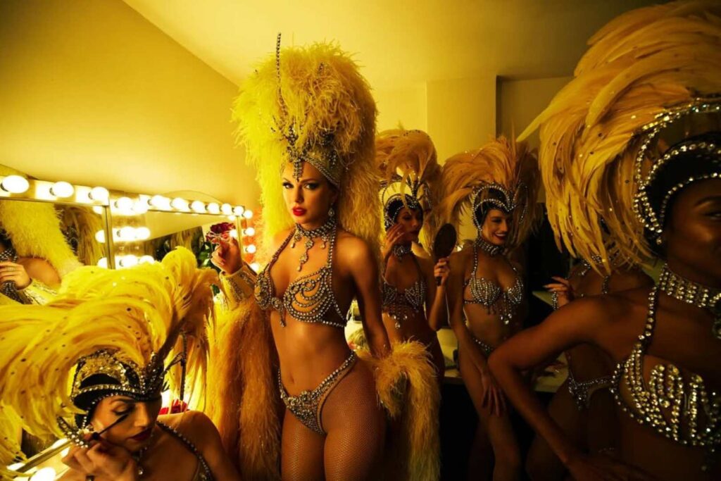 Frases The Life of a Show girl