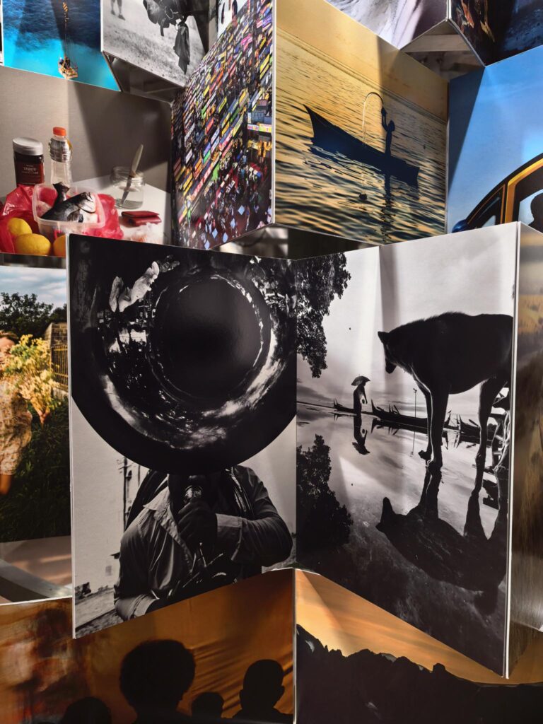 Exposición 'El mundo, tú y yo'