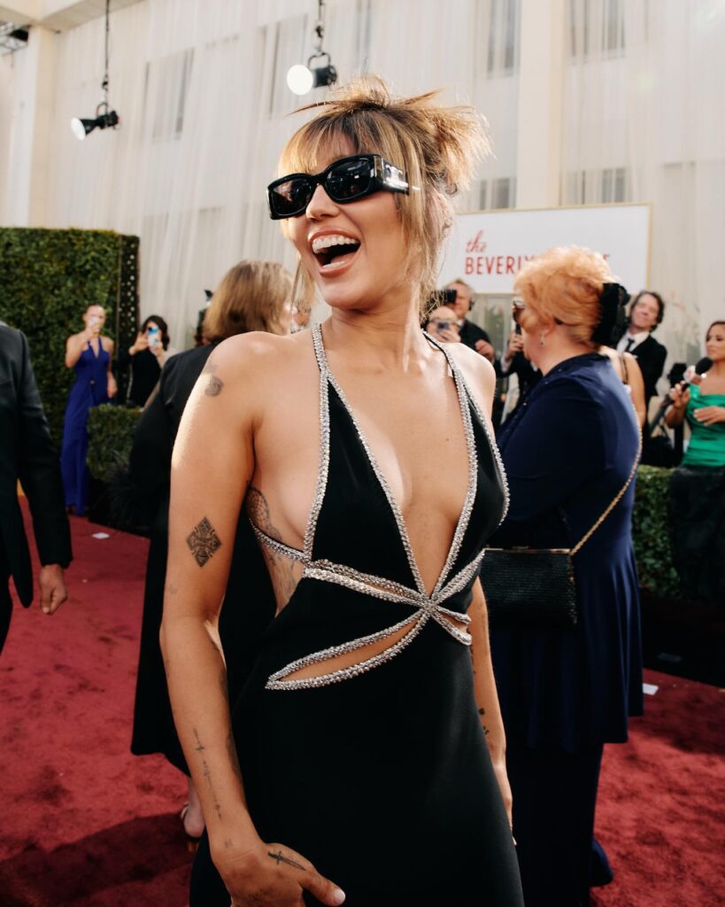 Miley Cyrus Golden Globes