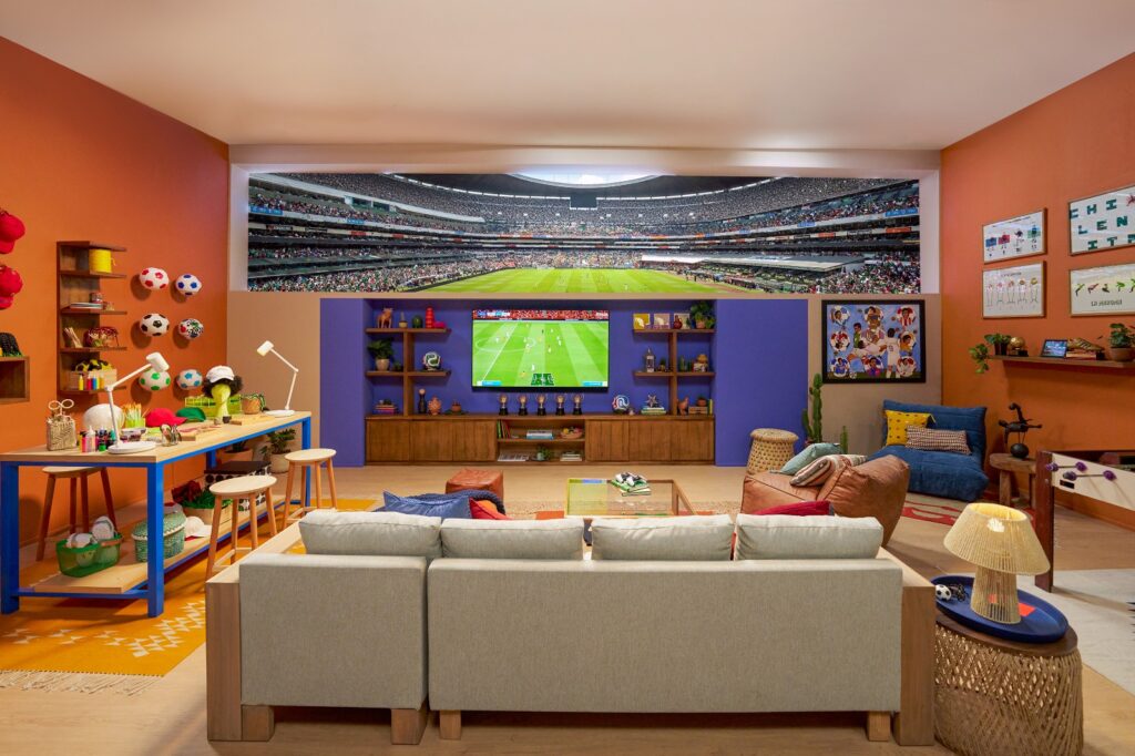 Experiencia Airbnb con Hugo Sánchez en el Estadio Azteca