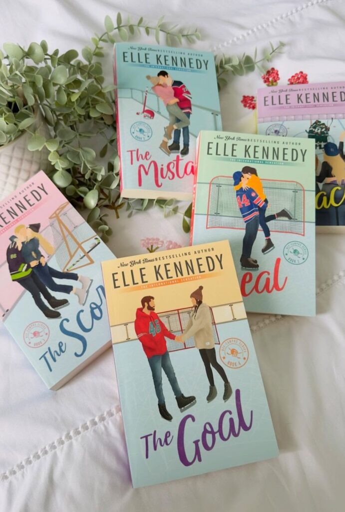 Saga Kiss Me de Elle Kennedy.