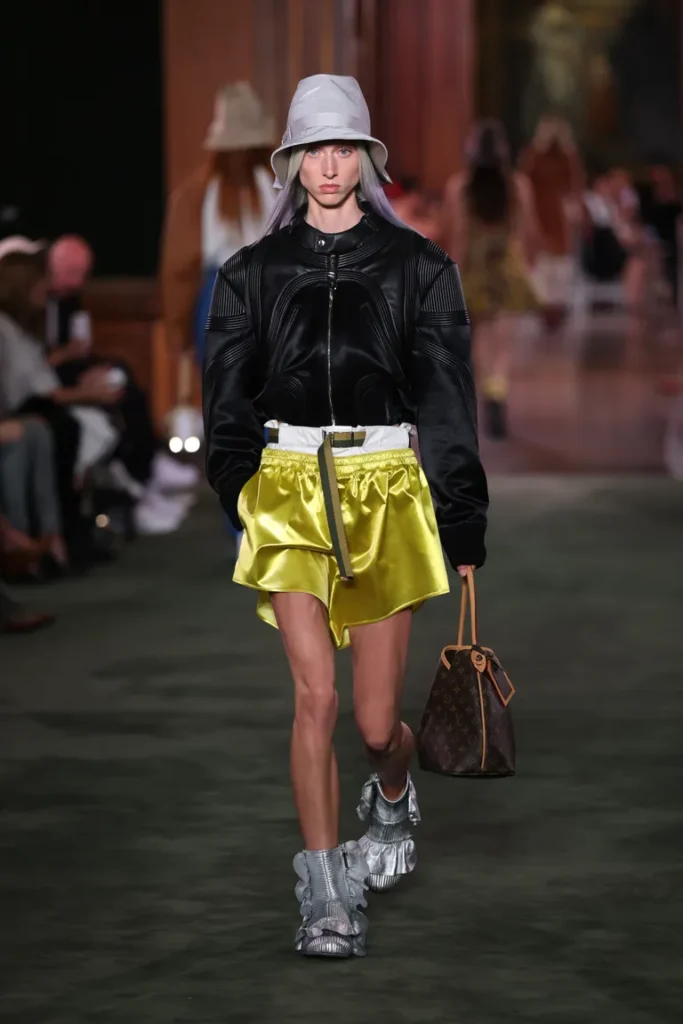 Look colección Crucero 2027 de Louis Vuitton