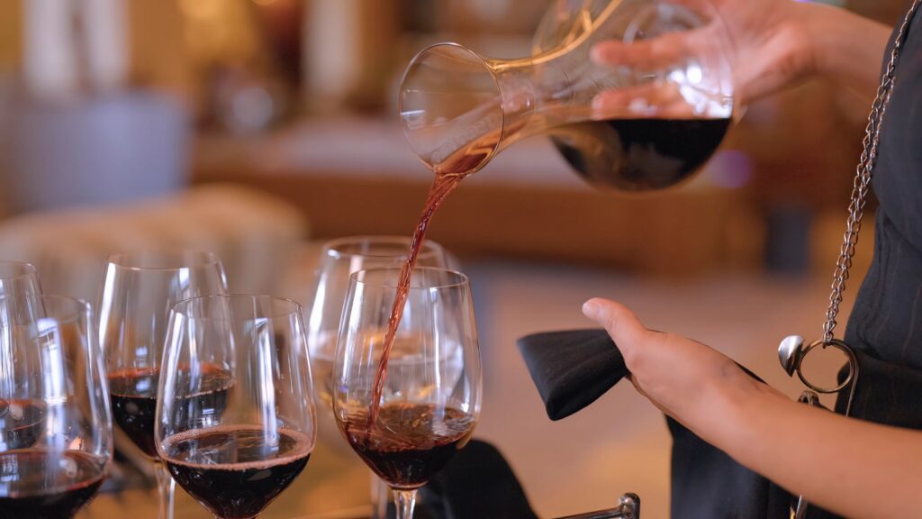 Cata de vino en Secrets The Vine
