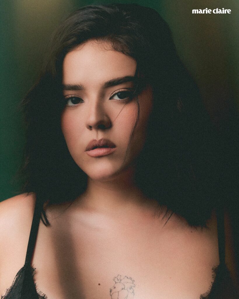 Macarena Oz en Marie Claire México