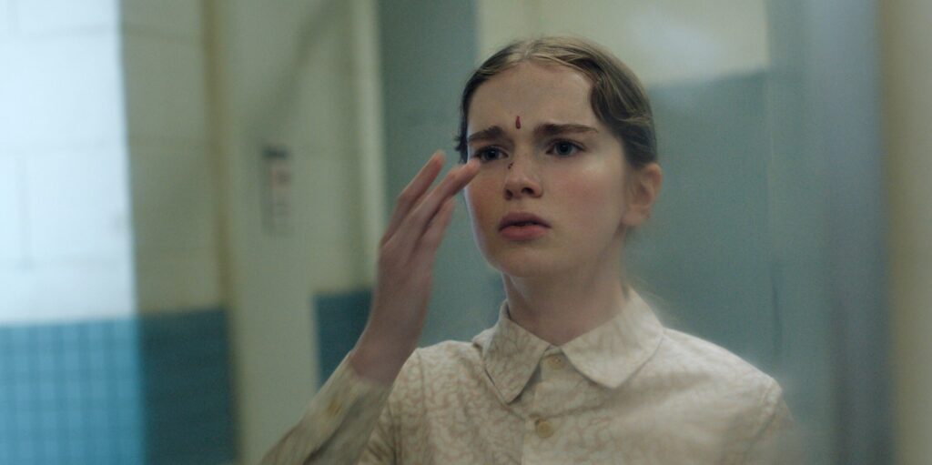 Summer H. Howell es Carrie