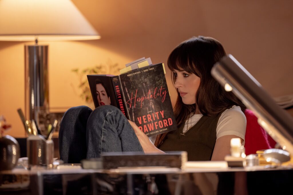 Dakota Johnson en Verity
